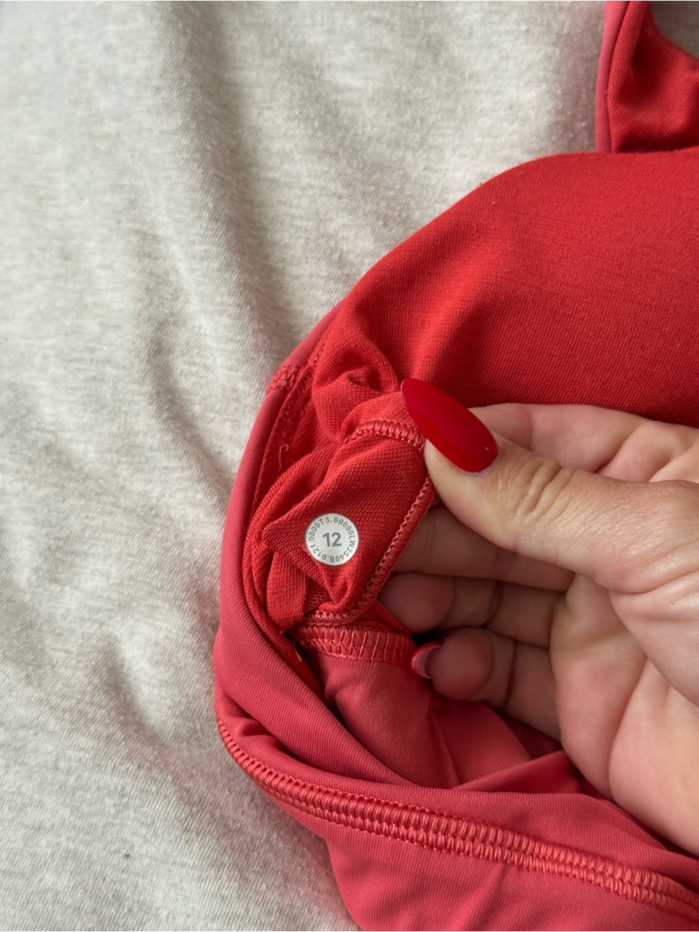 lululemon bra - Picture 3 of 3